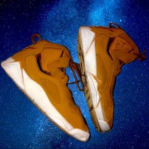 Jordan Seven retro’s